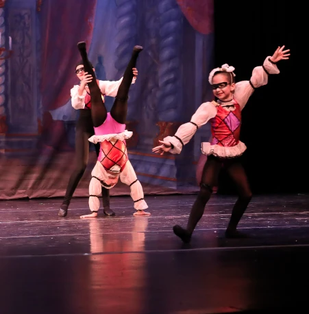 Full cast finale on stage during Victoria Ballet Theatre Nutcracker 2021